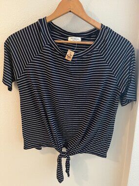 Promesa Striped Tie-Front Short Sleeve Tee in Navy Blue and White